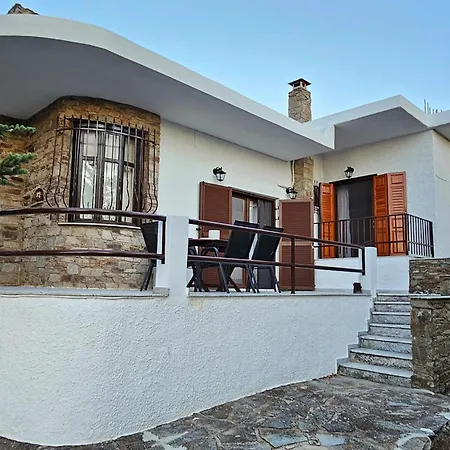 Mikri Vrisi Villa Perivolia (Evia)