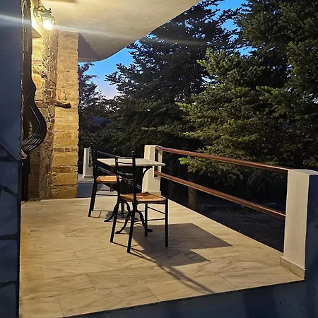 Mikri Vrisi Villa