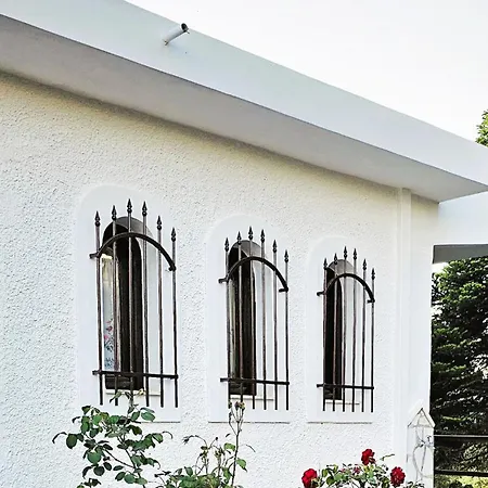 Mikri Vrisi Perivolia (Evia)