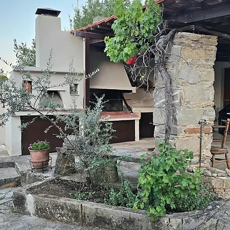 Villa Mikri Vrisi *