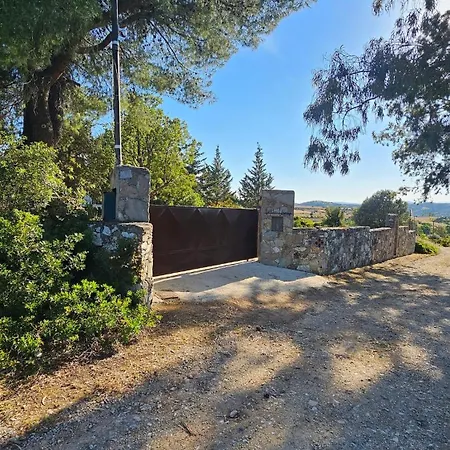 Mikri Vrisi Villa